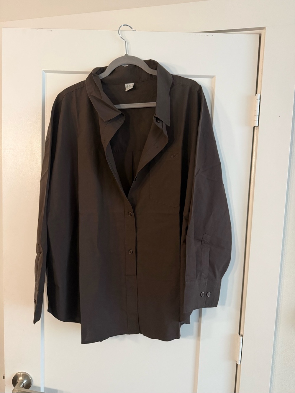 SET Active Women's Dark Brown Relaxed Button-Down Shirt
